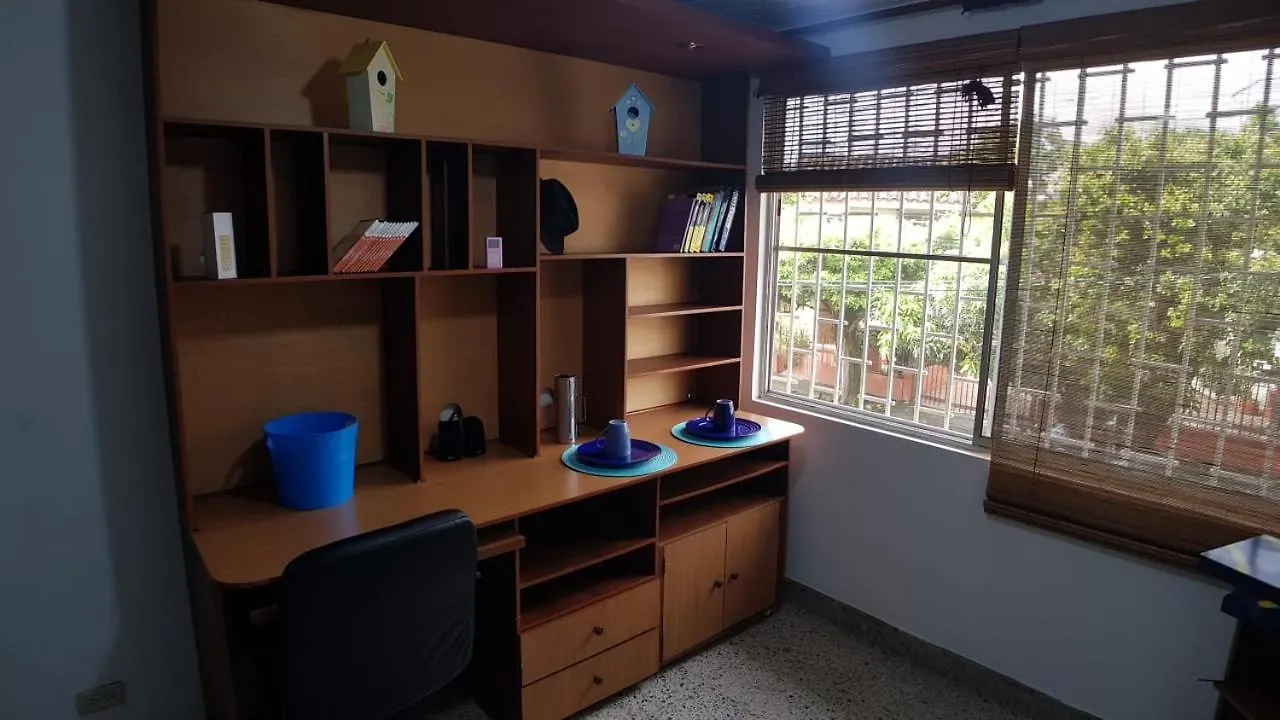 Casa Salsa Antoine Hostel Cali