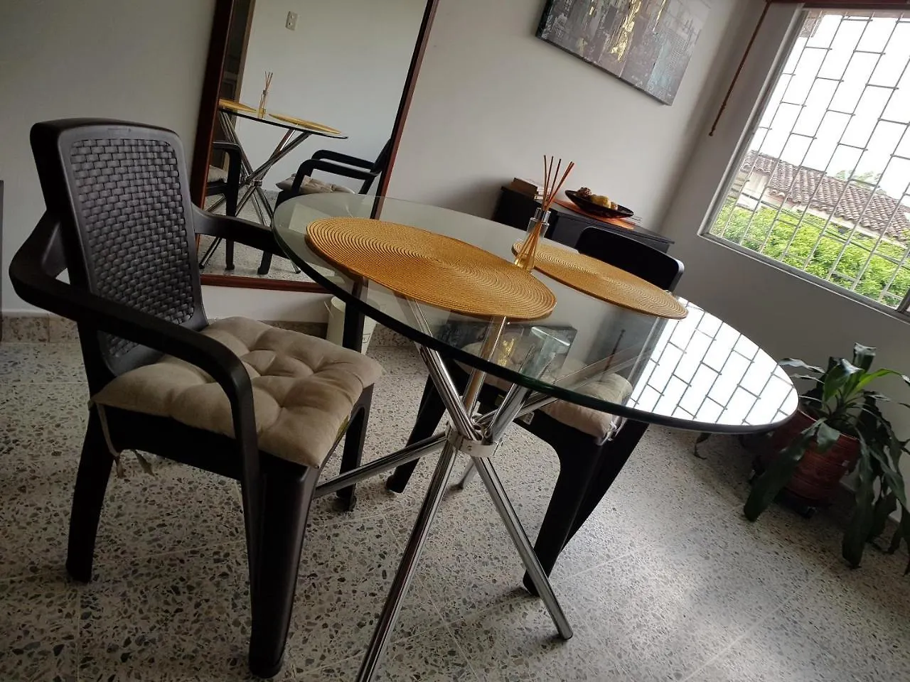 Casa Salsa Antoine Hostel Cali Colombia